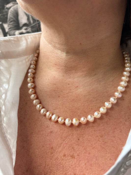 Collana di Perle Rosa