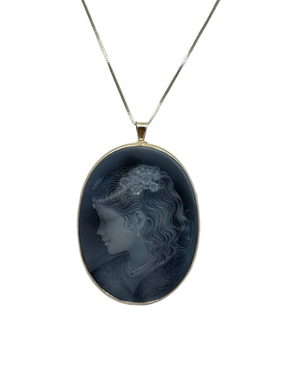 Spilla Pendente in Agata raffigurante Profilo di Donna