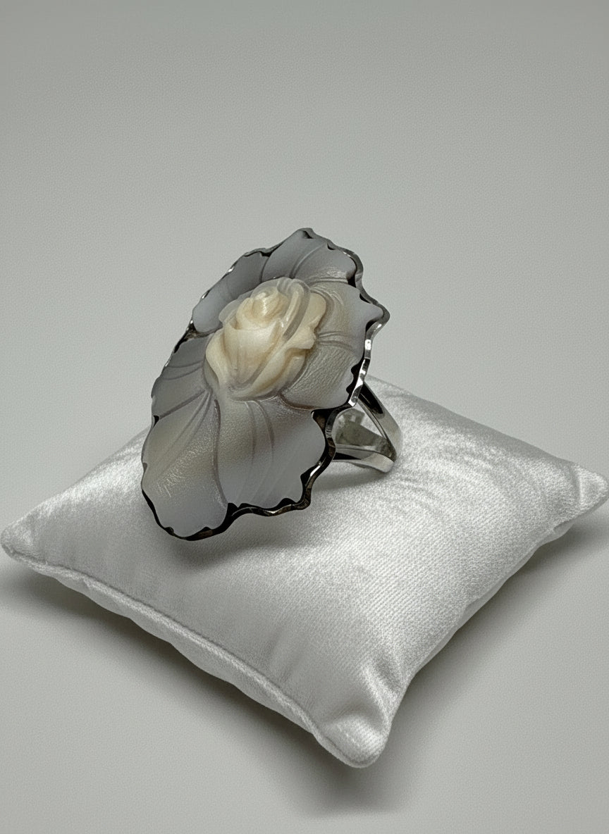 Anello in Cammeo "Fiore in Rilievo"