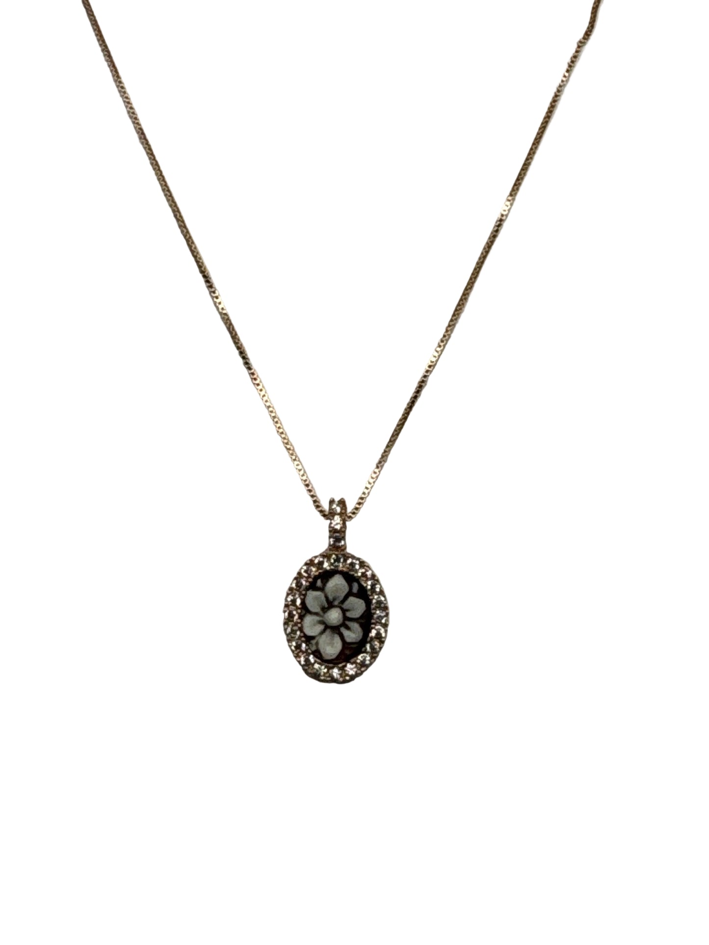 Collana in Cammeo incisione "Fiore"