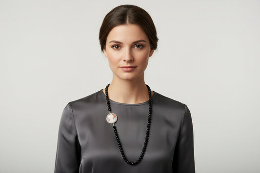 Collana in Agata e Cammeo incisione "Profilo di Donna"