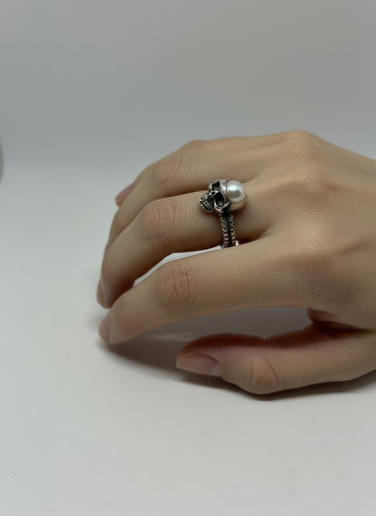 Anello in Argento "Incisione Teschio"