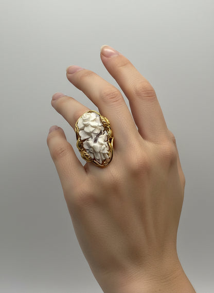 Anello in Cammeo incisione "Fiore"