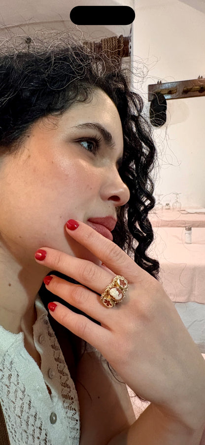 Anello Tris Cammeo Incisione "Profilo di Donna e Fiori"