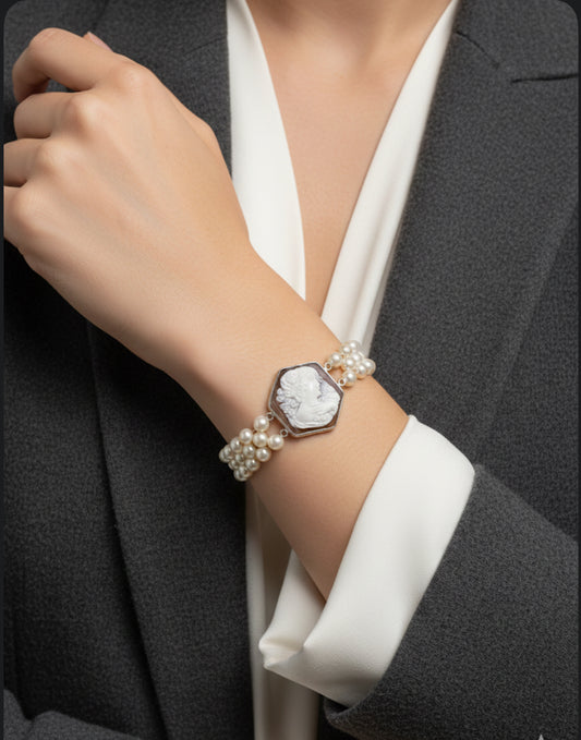 Bracciale in Cammeo Artistico incisione "Profilo di Donna"