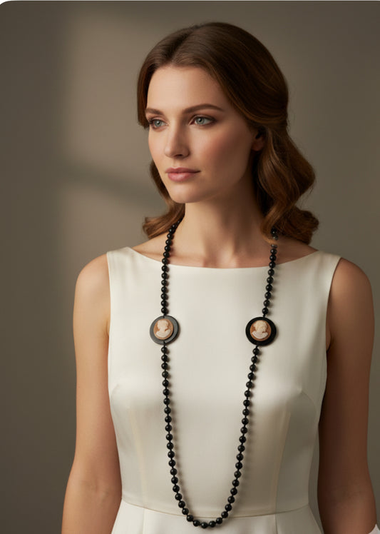 Collana in Agata e Cammeo incisione "Profilo di Donna"