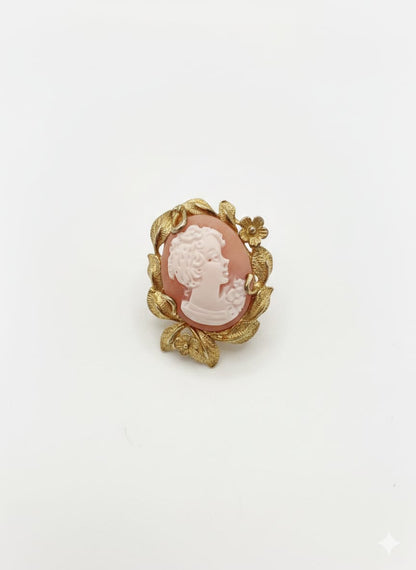 Anello in Cammeo incisione “Profilo di Donna”
