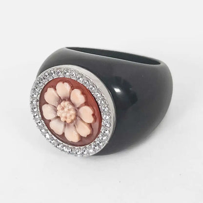 Flower Cameo Ring 