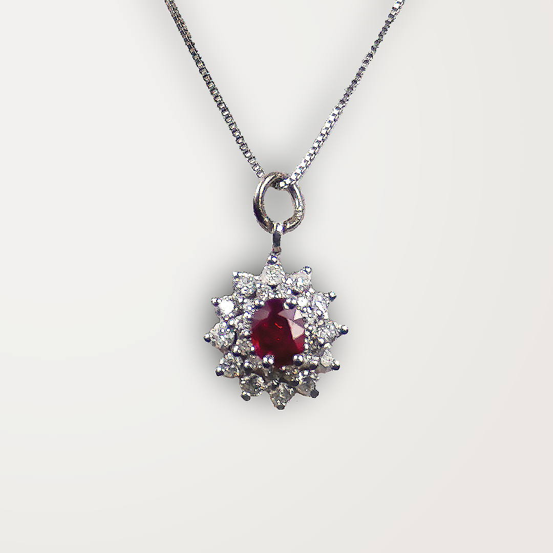 Ciondolo oro diamanti e rubino