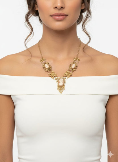 Collana in Cammeo incisione "Profilo di Donna"