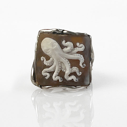 Artistic Octopus Cameo Ring 