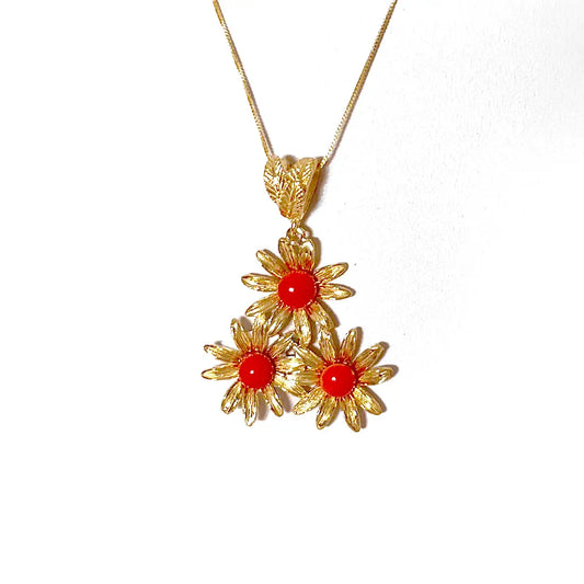 Pendente in Corallo a Forma di Margherite