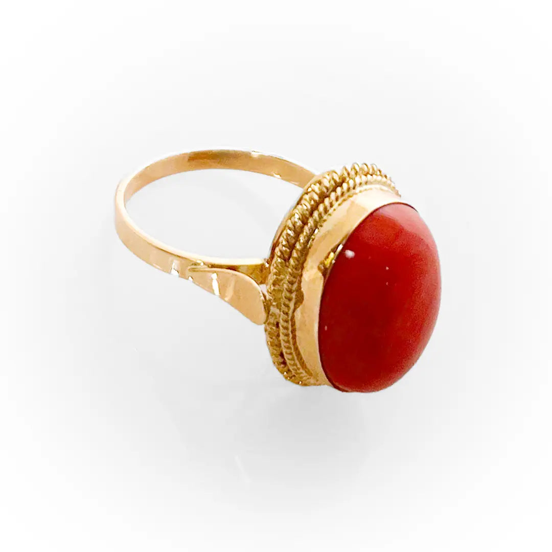 Gold Ring with Red Coral Spool