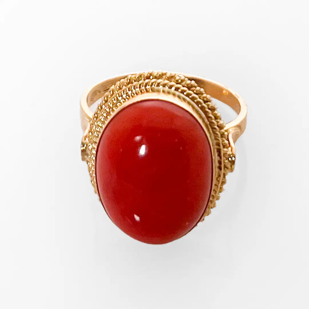 Gold Ring with Red Coral Spool