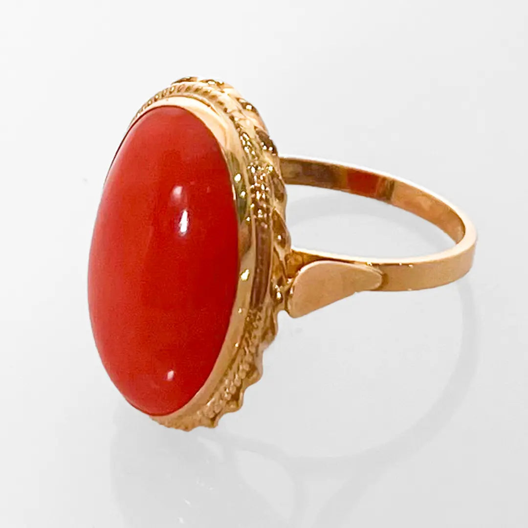 Gold Ring with Pink Coral Spool