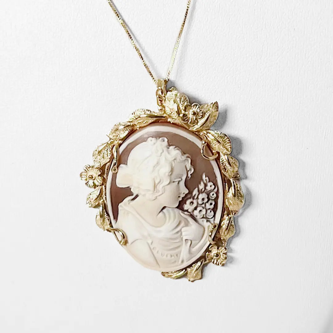 Ciondolo Cammeo Profilo Donna