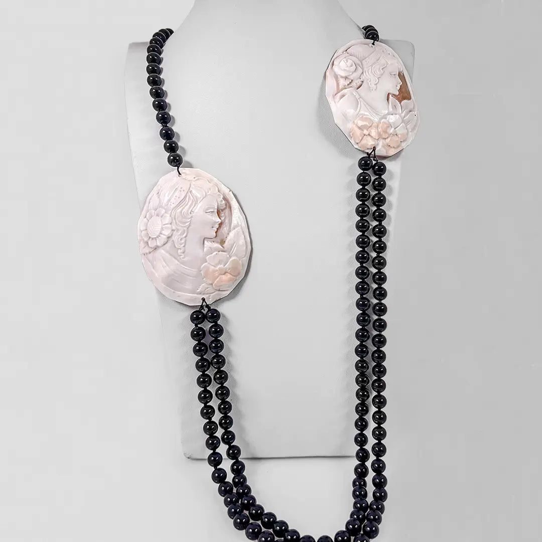 Agate Necklace with Cameo Profile Woman