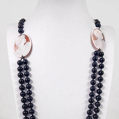 Agate Necklace with Cameo Profile Woman