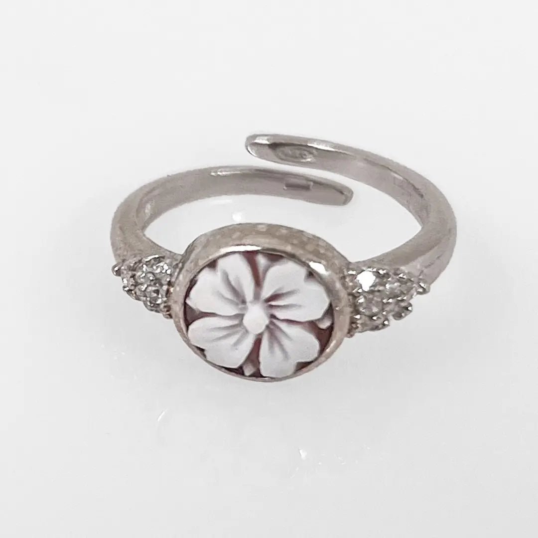 Flower Cameo Ring