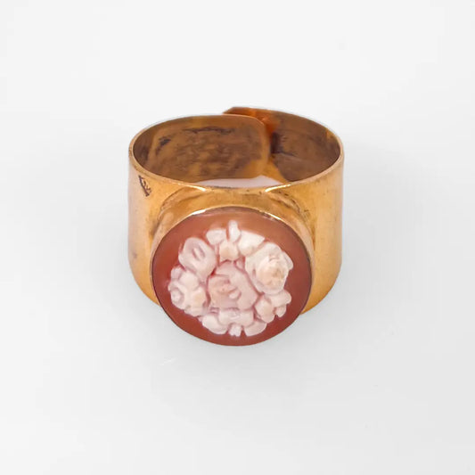 Artistic Cameo Ring Flowers