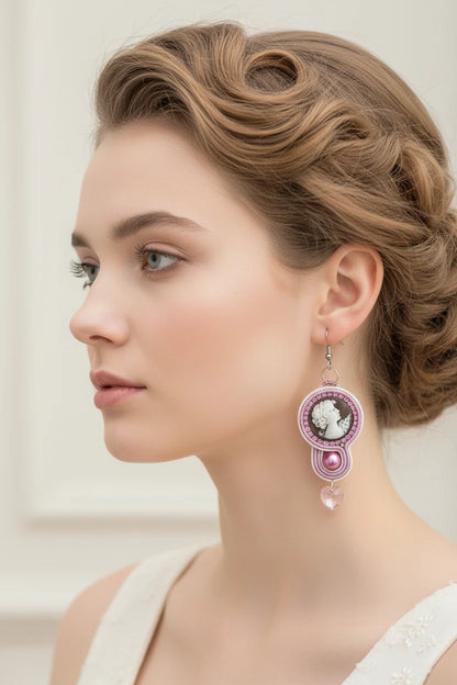 Orecchini Soutache con Cammeo Profilo Donna