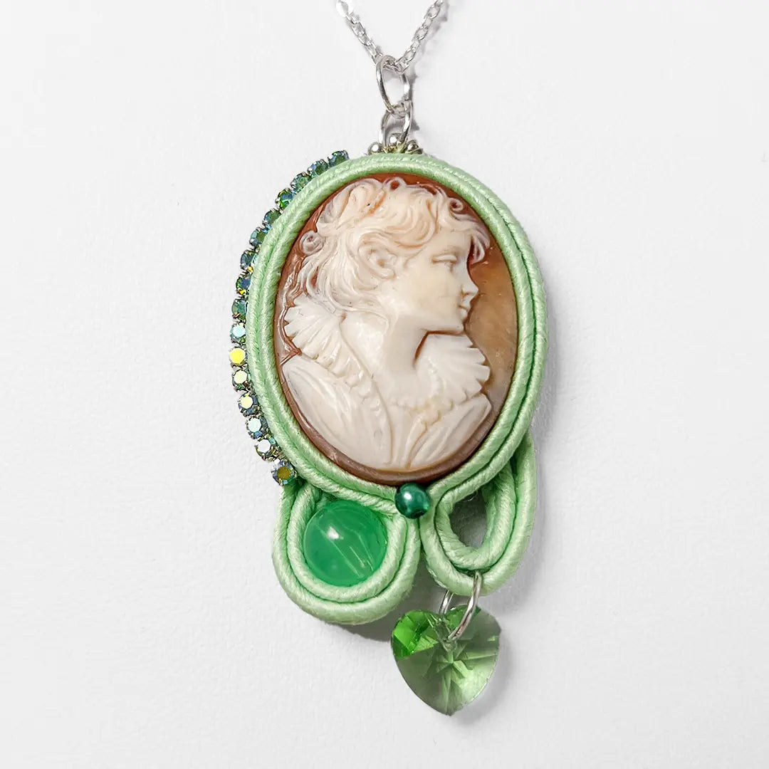 Collana Cammeo in Soutache