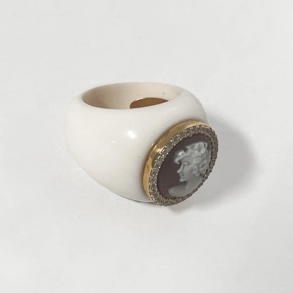 Cameo Ring Profile Woman