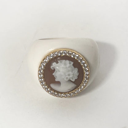 Cameo Ring Profile Woman