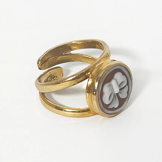 Italian Cameo Ring Bow Cameo