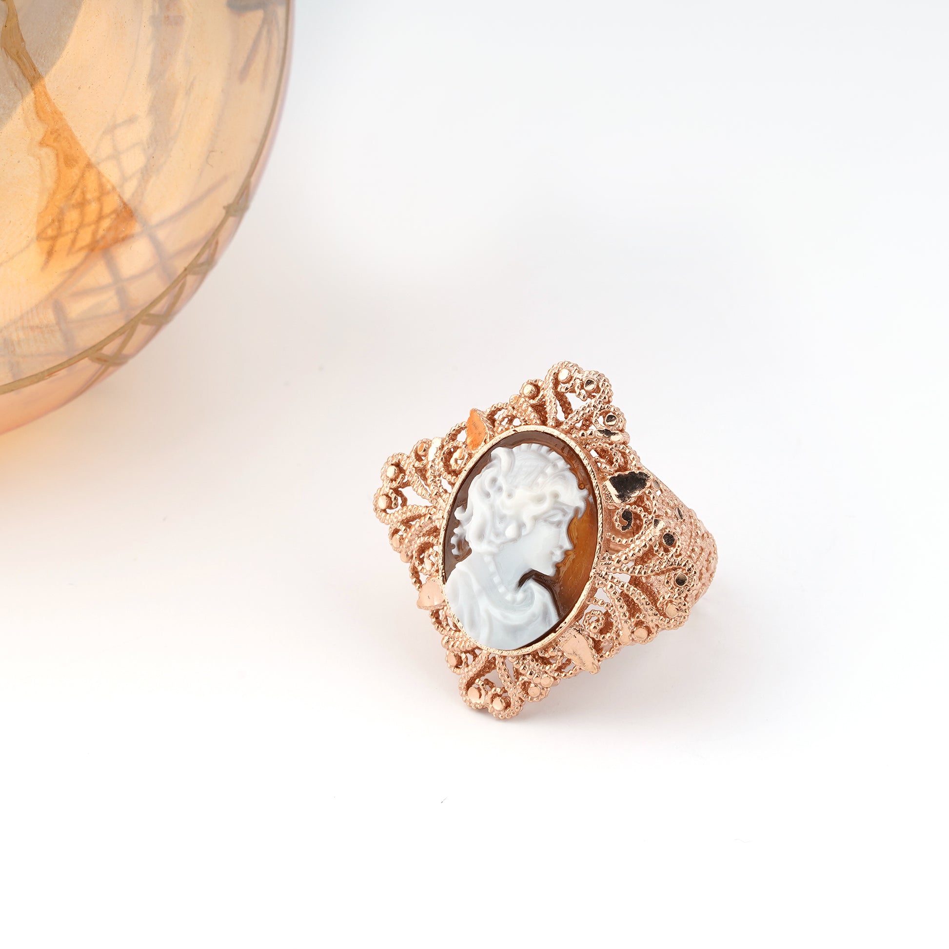 Anello-Anne-Cammeo-Profilo-Donna-Rame