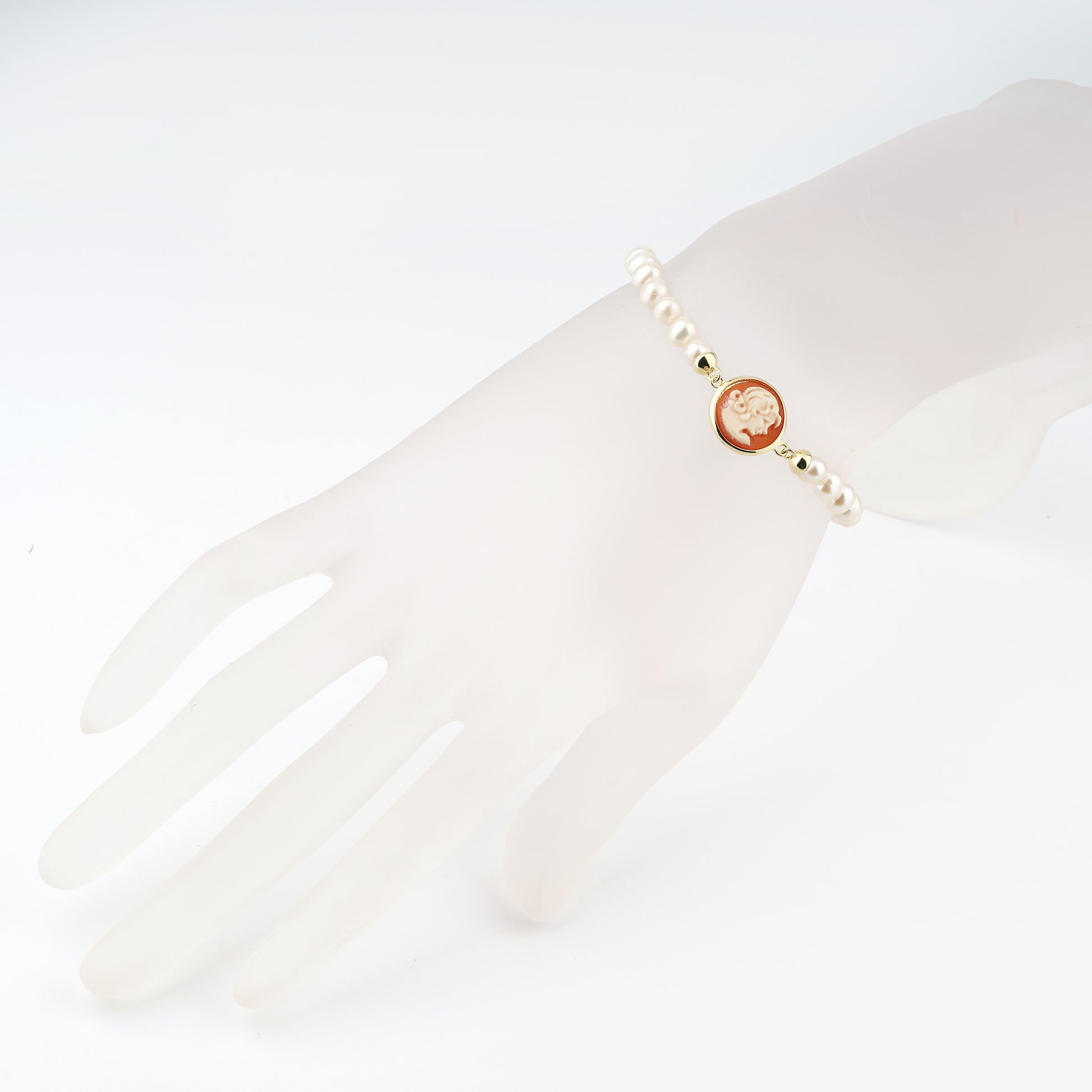 Bracciale-Ballet-Cammeo-Profilo-Donna-Cassis-Oro