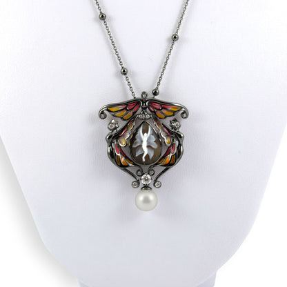 Italian Cameo Pendant Doris Insect Cameo