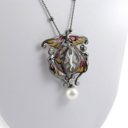Italian Cameo Pendant Doris Insect Cameo