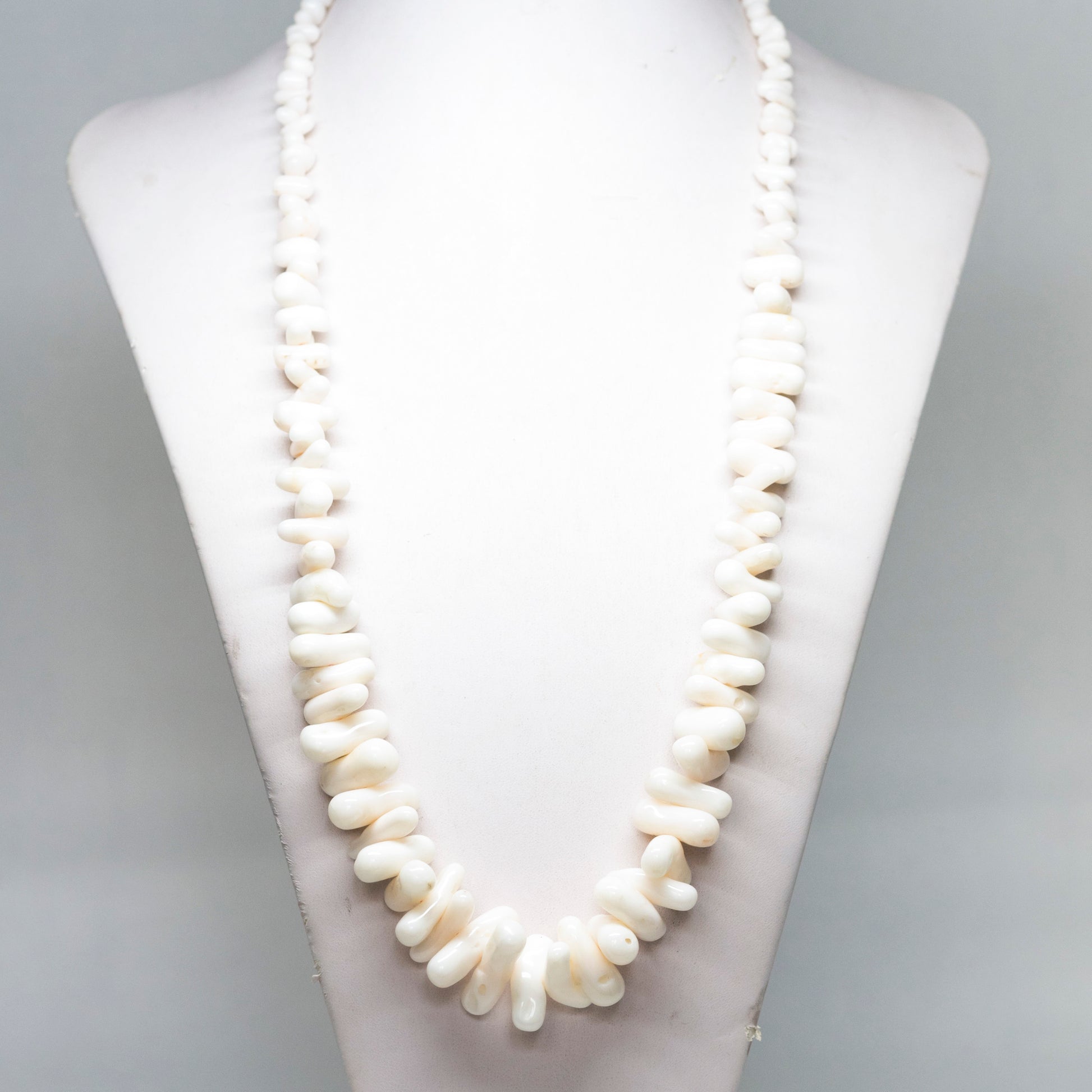 Collana-in-Corallo-Bianco