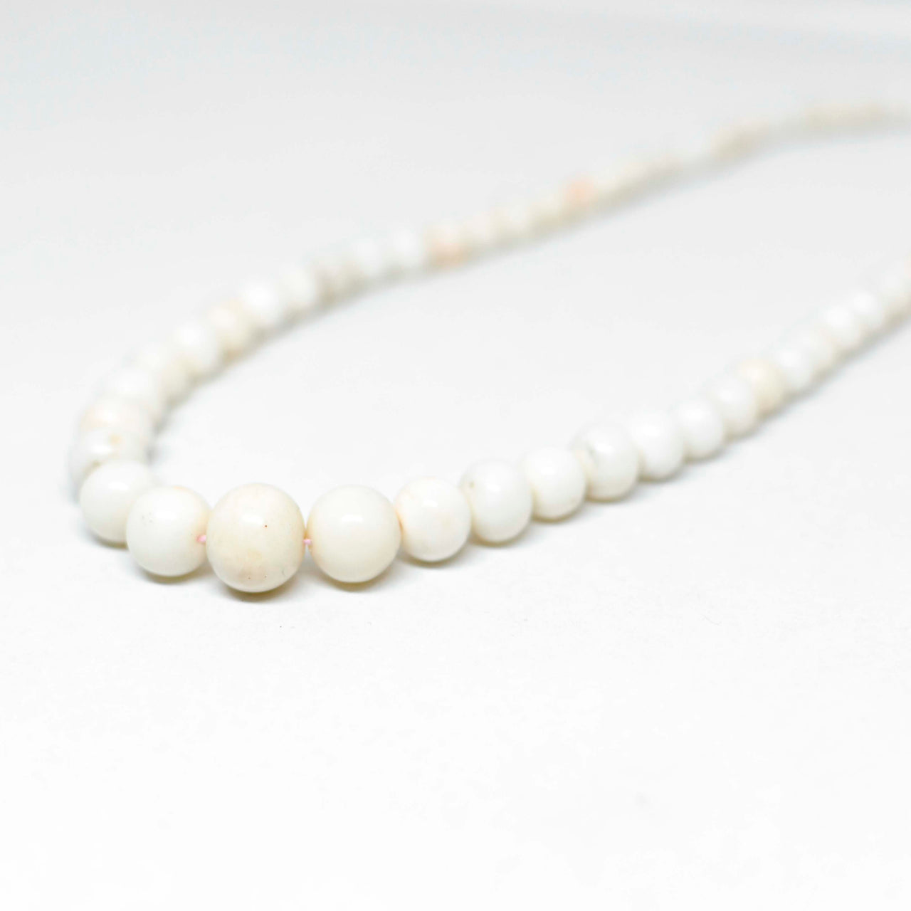 Collana Perle di Corallo Bianco