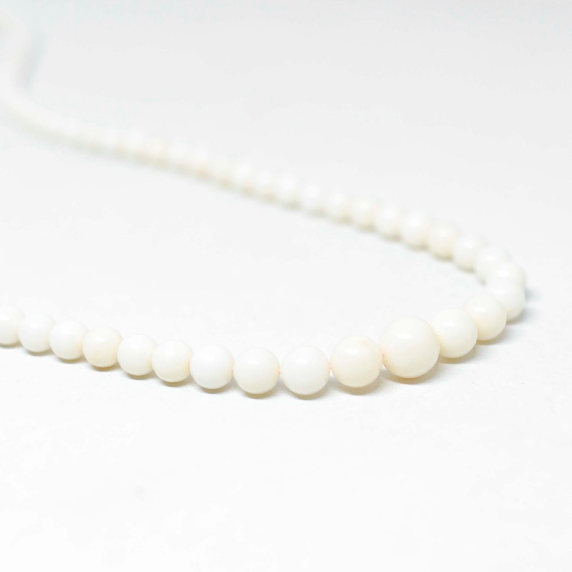 Collana Perle di Corallo Bianco