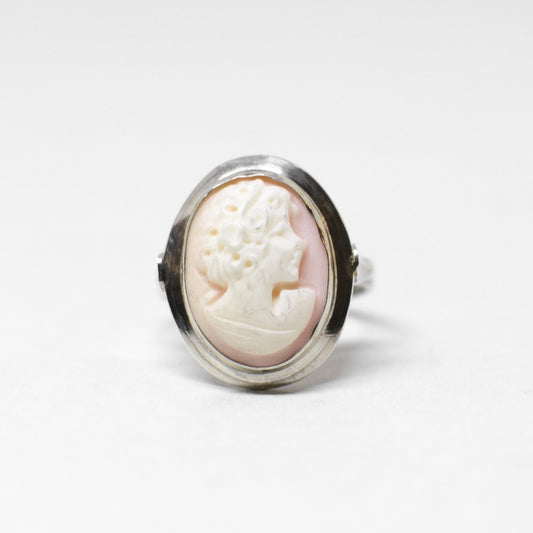 Cameo ring woman profile