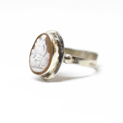 Cameo Ring "The Mother"