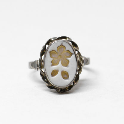 Anello Cammeo Incisione Inversa  Fiori