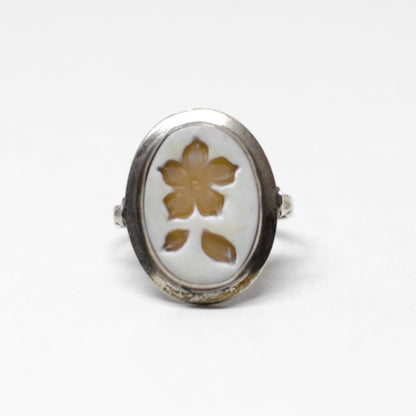 Anello Cammeo Incisione Inversa  Fiori
