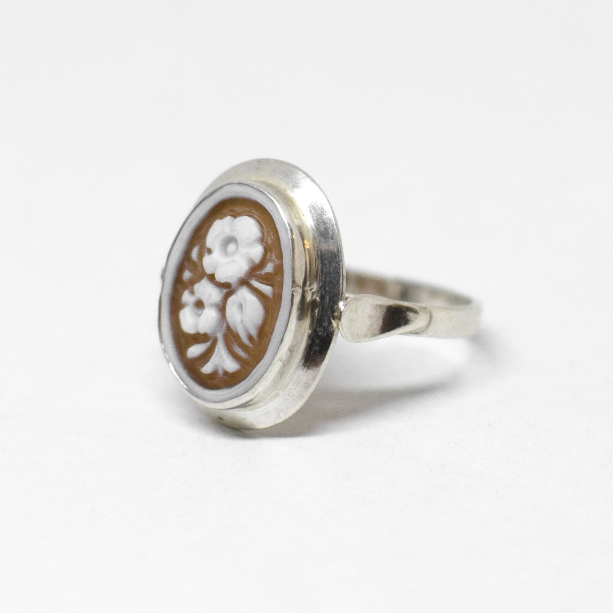 Cameo Ring Engraving Flowers (different styles)