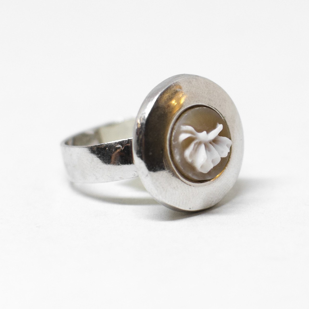 Cameo ring various engravings