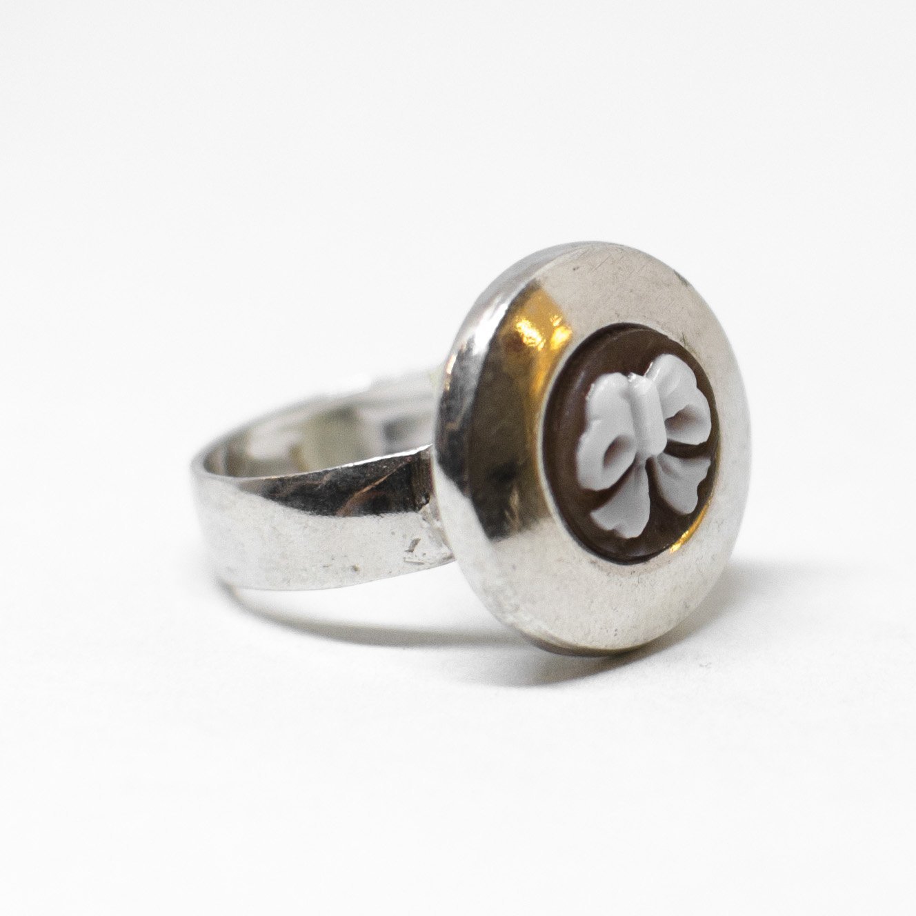 Cameo ring various engravings