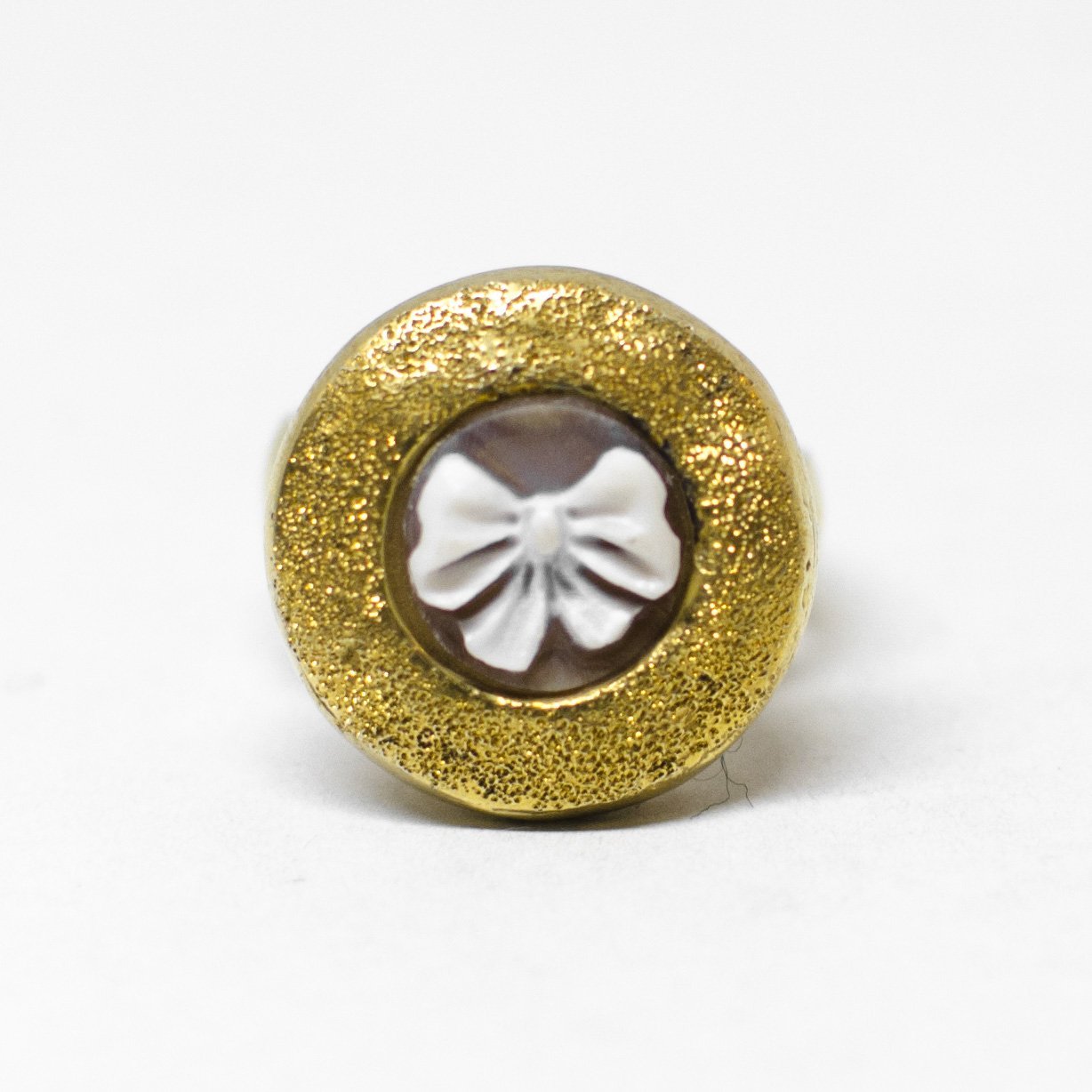 Cameo ring various engravings