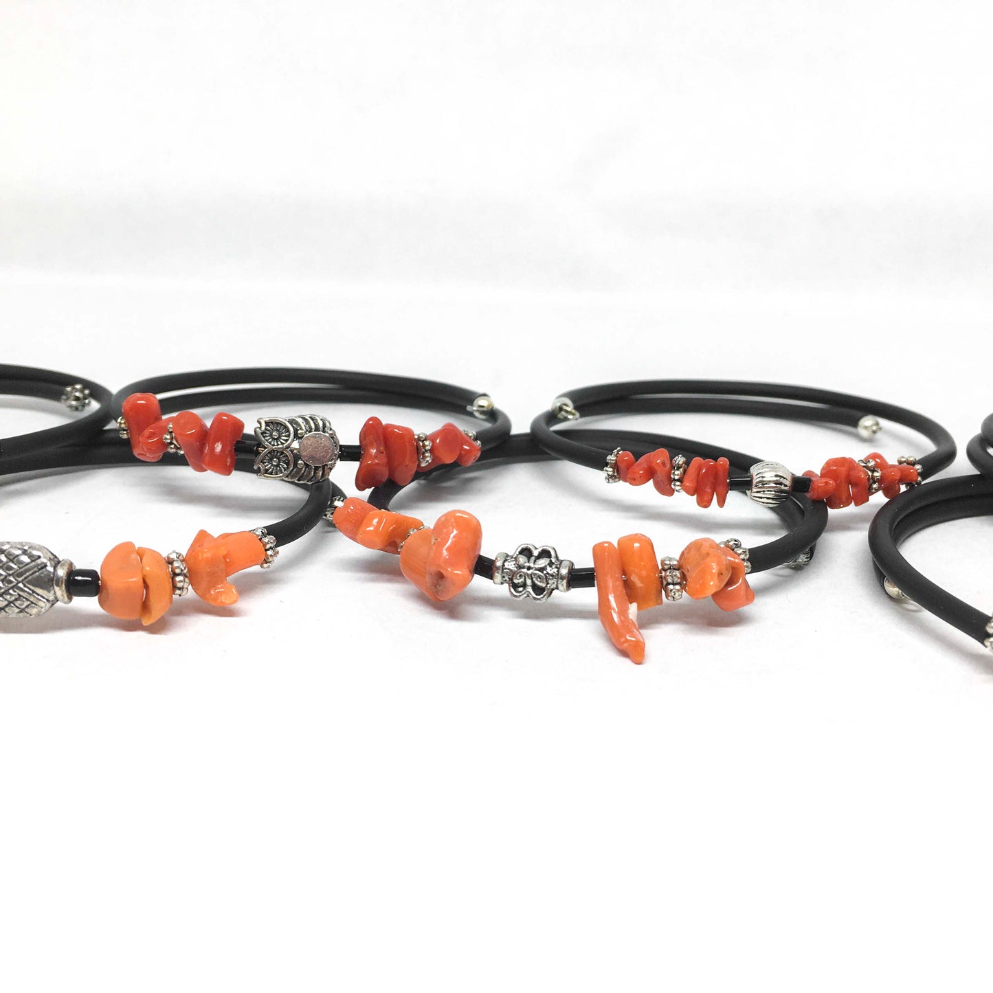 Bracciale Corallo e Caucciù