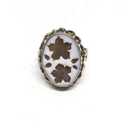 Cameo Ring Reverse Engraving Flowers