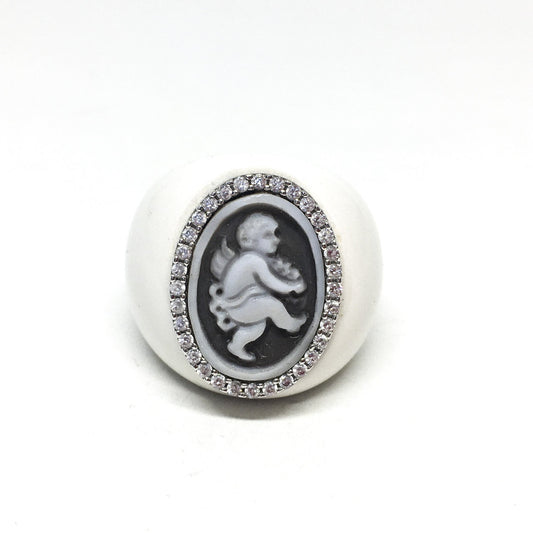 Cameo ring engraved Putto