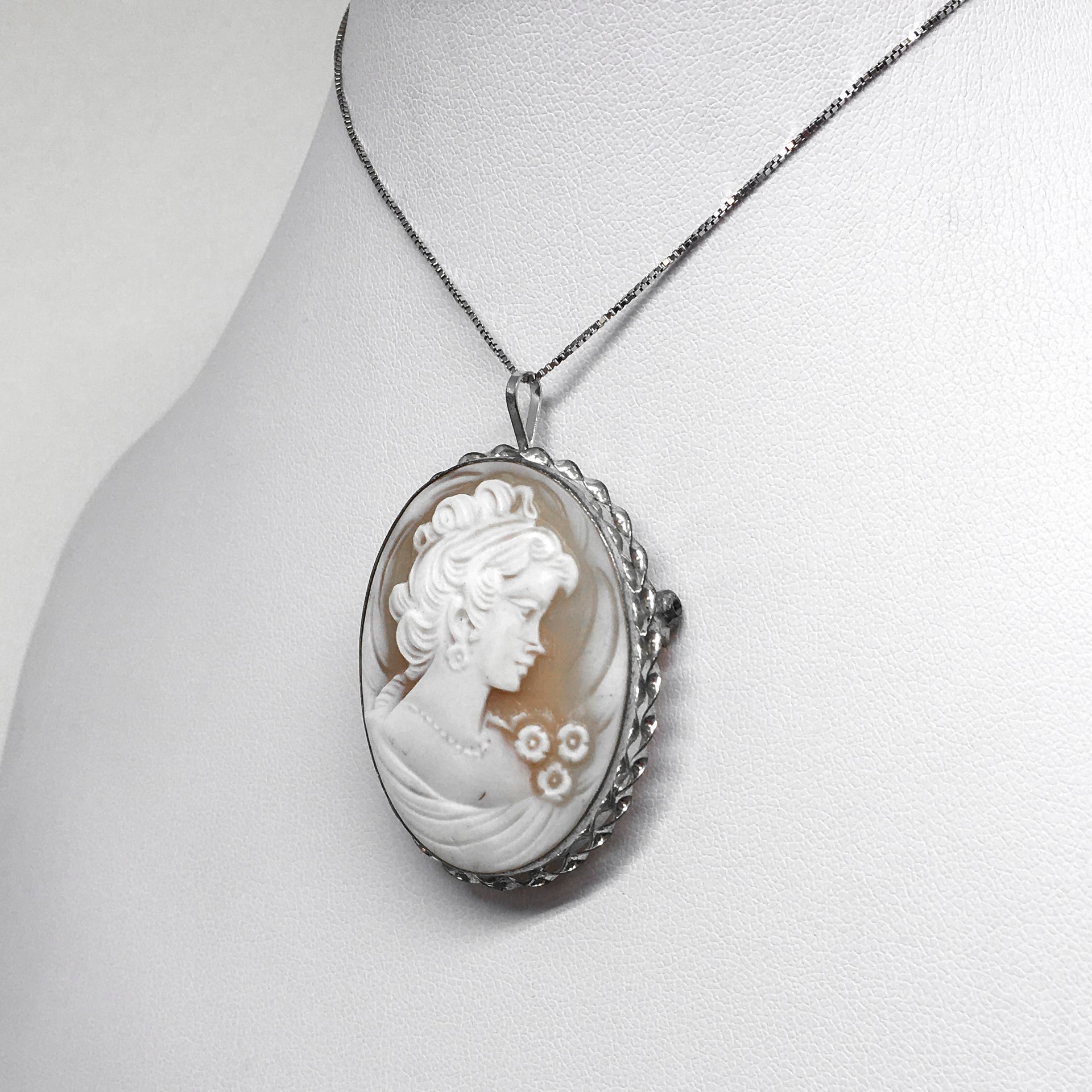 Pendente Spilla Cammeo Profilo Donna