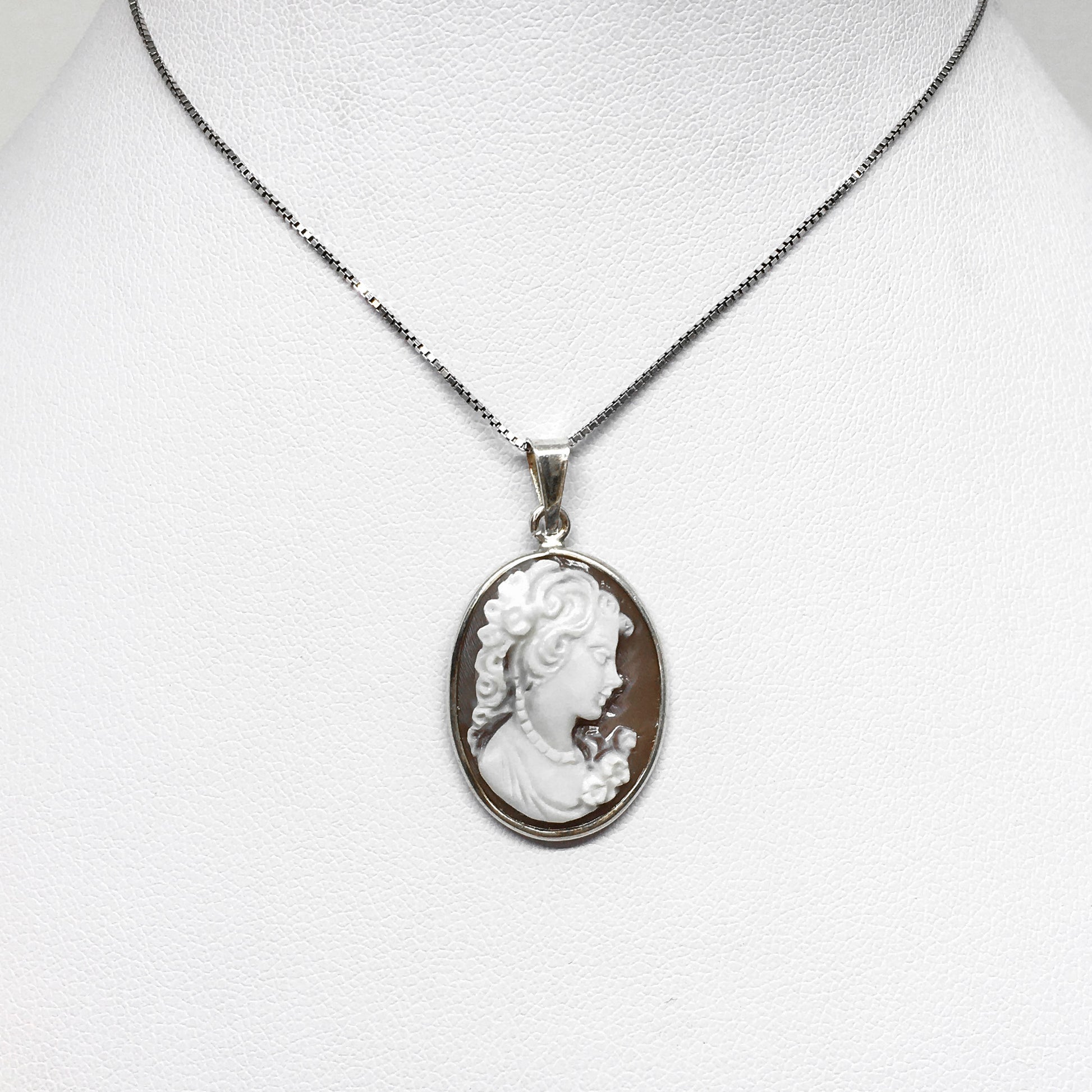 Pendente Cammeo Profilo Donna