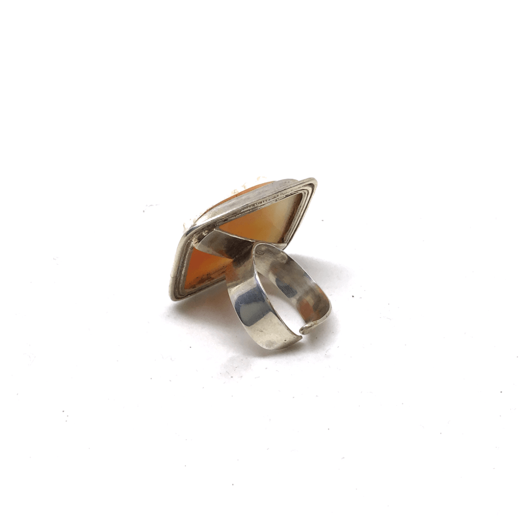 Artistic Cameo Ring Engraving Flowers